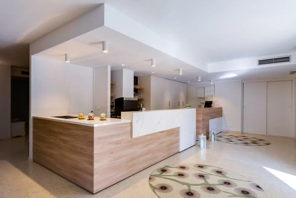 ***  Hotel Al Sole Бардолино Италия