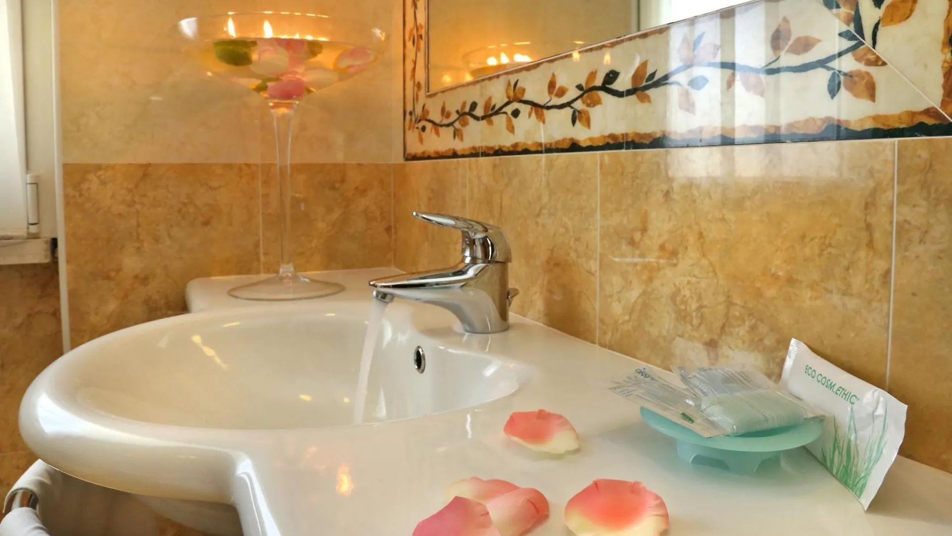 Hotel Al Sole Bardolino 3*,  Italy