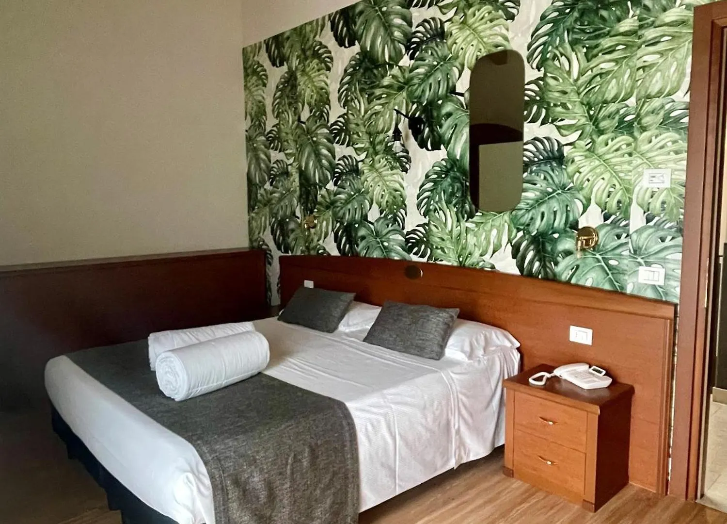 ***  Hotel Al Sole Bardolino Italy