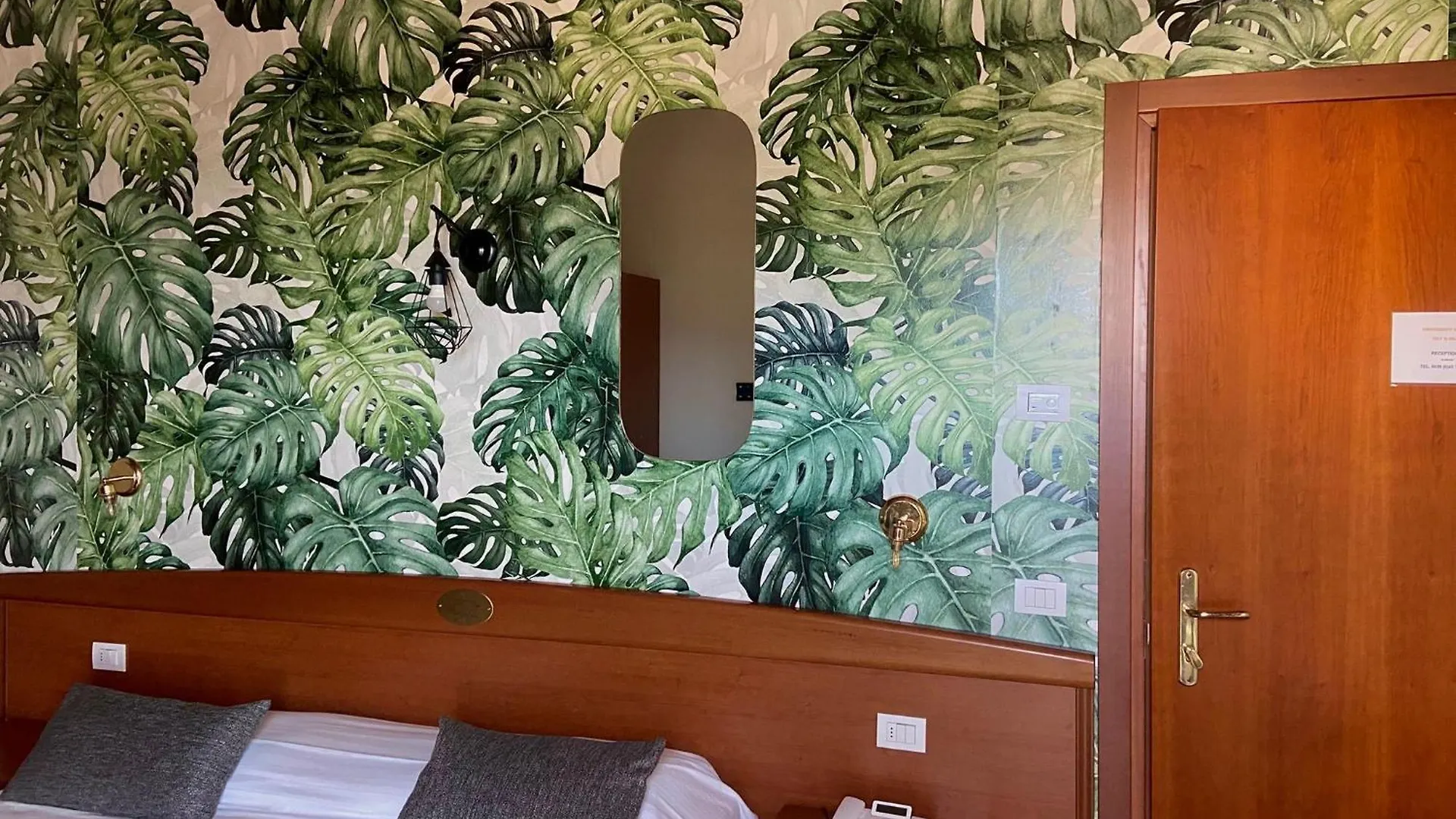 ***  Hotel Al Sole Bardolino Italy